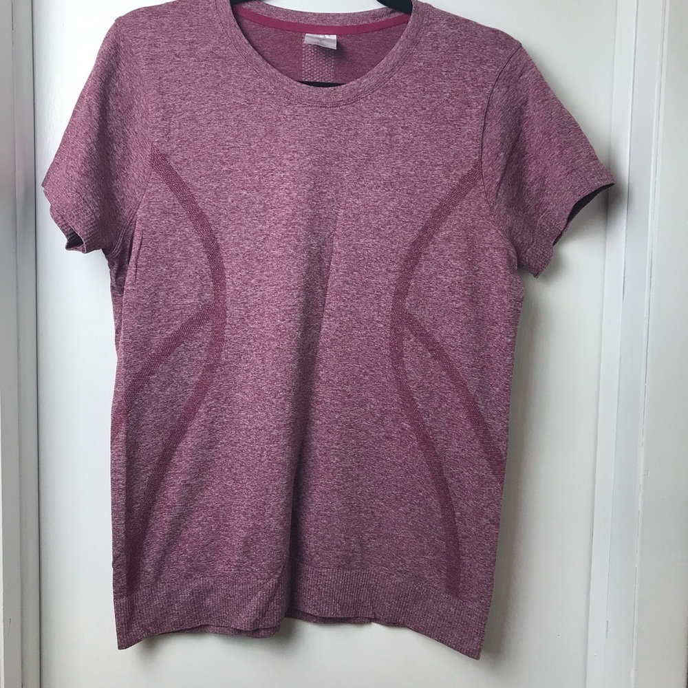 ✨✨5/$10✨✨Member's Mark Women Work It Out Active Tee Short Sleeve Wine T Shirt